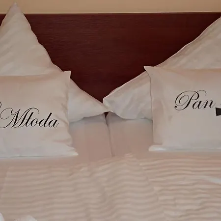 Bed & Breakfast Pod 5 3*